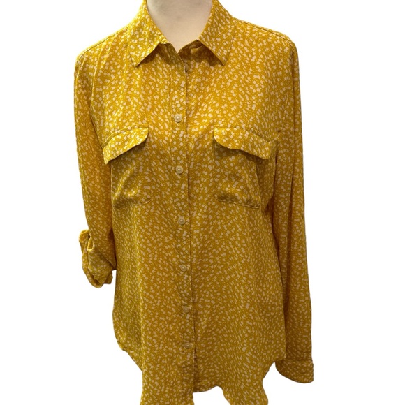 Ann Taylor Loft marigold printed blouse. Size M. EUC - Picture 3 of 8